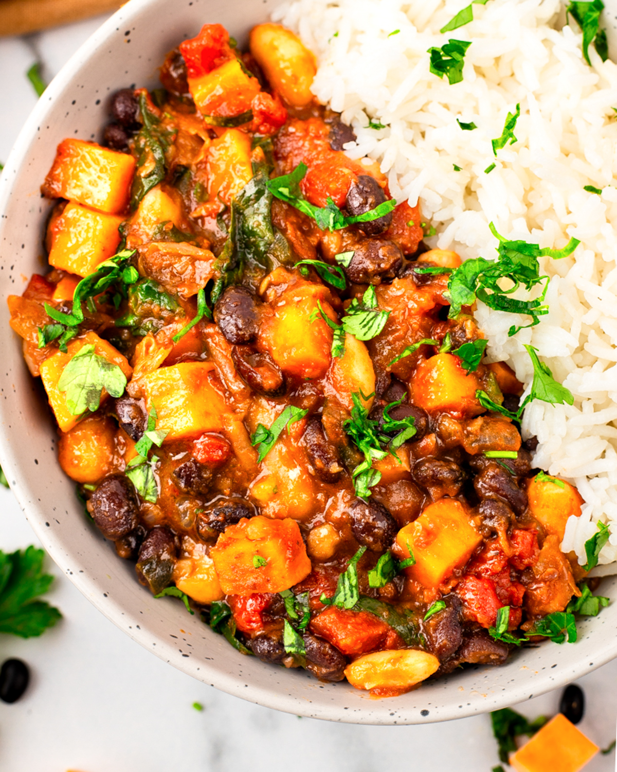 Wholesome Vegan Sweet Potato Black Bean Chili for Plant-Based Meals